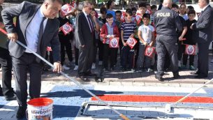 KIRMIZI ÇİZGİMİZ, YAYALARIN ÖNCELİĞİ