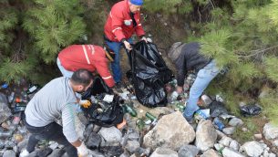 MAHALLELERİMİZİ TEMİZLEMEYE DEVAM EDİYORUZ