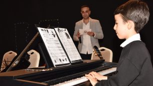 ÇOCUKLARIMIZ İLE MÜZİK DOLU BİR GECE