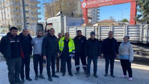 HALKIMIZIN DESTEĞİ VE DUALARIYLA DEPREM BÖLGESİNDEYİZ