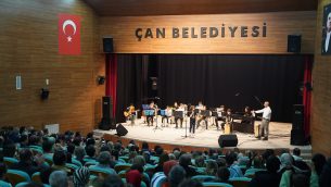 ÇAN BELEDİYESİ PİYANO VE GİTAR KURSU ÖĞRENCİLERİNİN YIL SONU KONSERİ