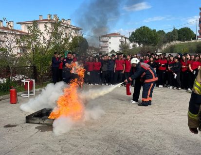 ÇAN BELEDİYESİ İTFAİYE MÜDÜRLÜĞÜ: TOPLUM BİLİNCİNİ OLUŞTURMAK İÇİN TATBİKATLARIMIZI SÜRDÜRÜYORUZ
