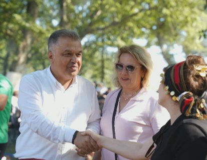 BAŞKANIMIZ HARUN ARSLAN KARADENİZ ŞENLİĞİ’NDE VATANDAŞLARI YALNIZ BIRAKMADI